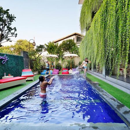 Vansari Hotel Seminyak Exterior foto